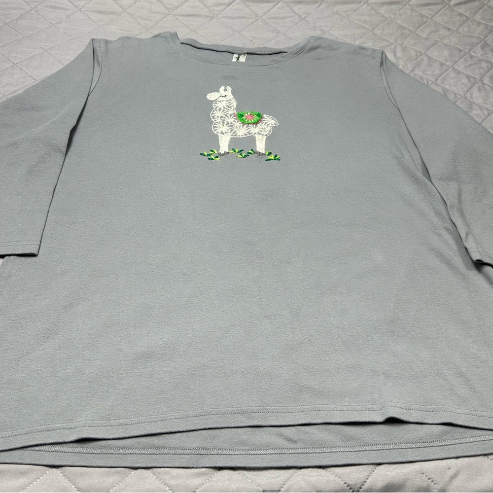 Gray Llama Graphic woman’s Shirt